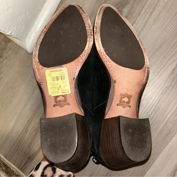 Trask black suede pointed toe ankle boots zip closure block heel - Picture 6 of 7